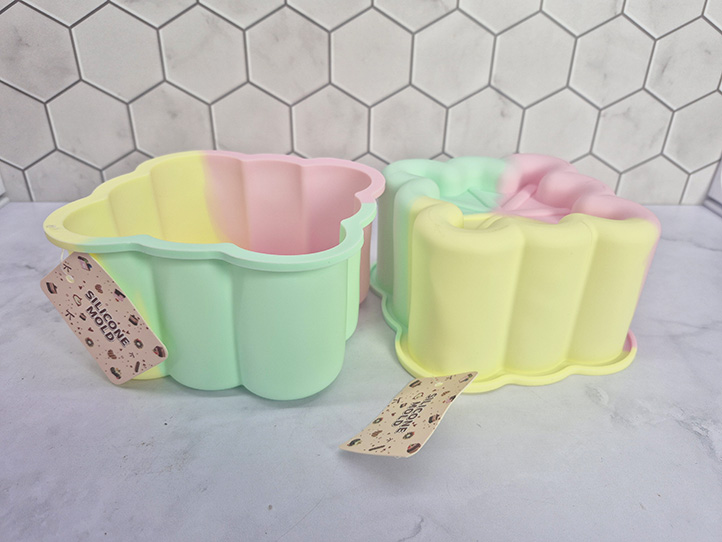 Mini tortera silicona tricolor cuadrada bordes ondulados